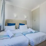 Table Mountain Views Two Bed Apartment
